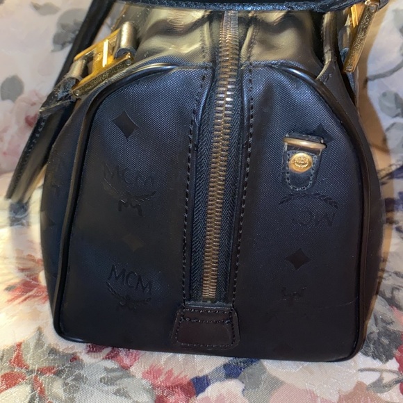 MCM BLACK HANDBAG SATCHEL EUC MUNCHEN D0676 - Picture 7 of 10